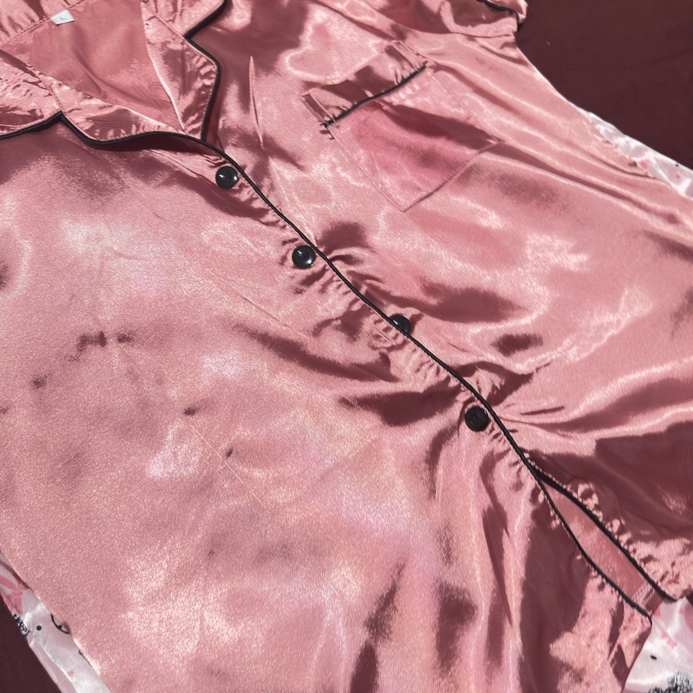 Pink Heart Pattern Pajama Set - Picture 2 of 4